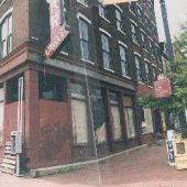 Vacant Market St. Bar