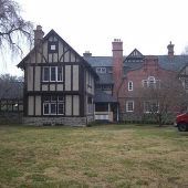 444 West Chestnut Hill Avenue