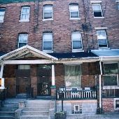 4142 Poplar St.