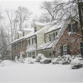 Colonial Home on Dead-end Street