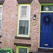 936 Hall St.