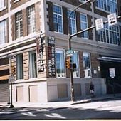 Riverloft Apartments 2300 Walnut St