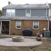 Traditional/Modern Townhouse in Suburbs