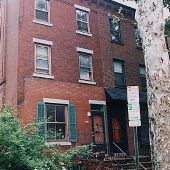 Regent Square Apartment