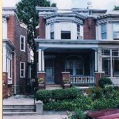 4921 Larchwood