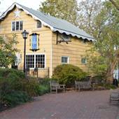 Martine's Riverhouse Restaurant