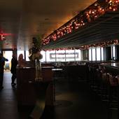 R2L Restaurant and Lounge