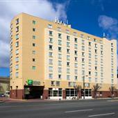 Holiday Inn Express Philadelphia Penns Landing - former Comfort Inn (Columbus Blvd.)