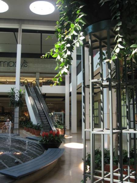 Plymouth Meeting Mall