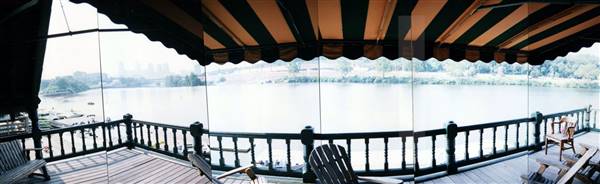 Undine Barge Club