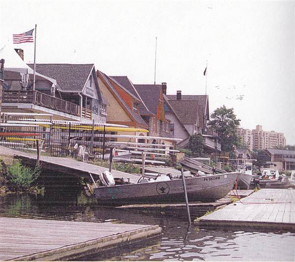 Undine Barge Club