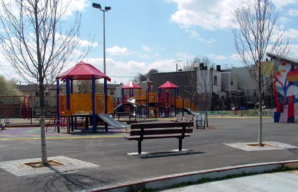 33rd & Wallace Playground
