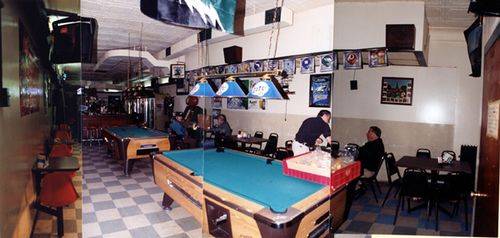 Gilly's Restaurant and Bar-CLOSED
