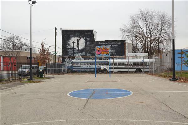 Hissey Playground