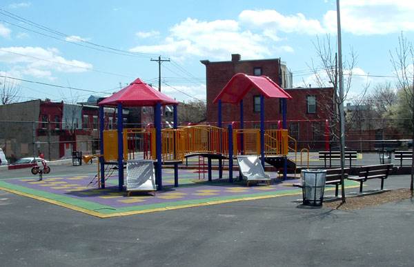 33rd & Wallace Playground