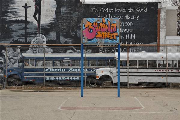 Hissey Playground