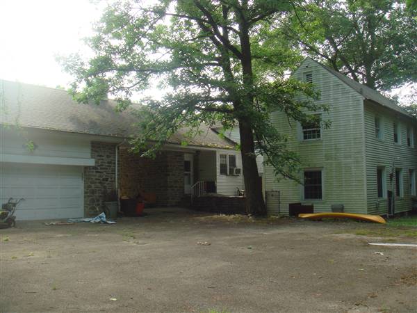 1146 Fox Chase Rd.