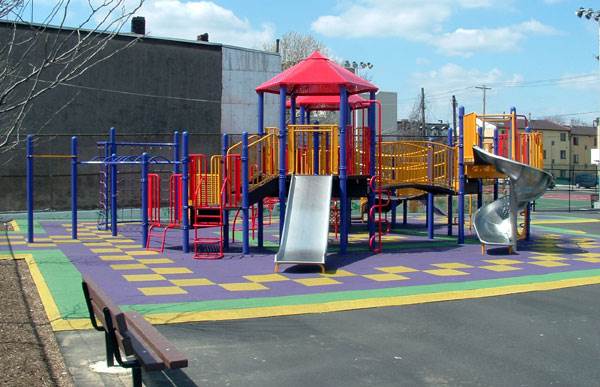 33rd & Wallace Playground