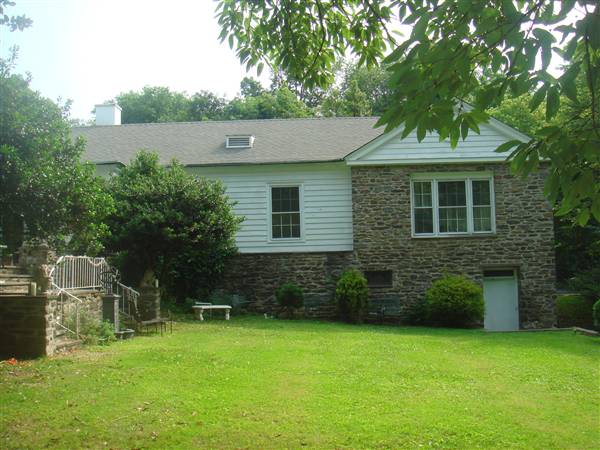 1146 Fox Chase Rd.
