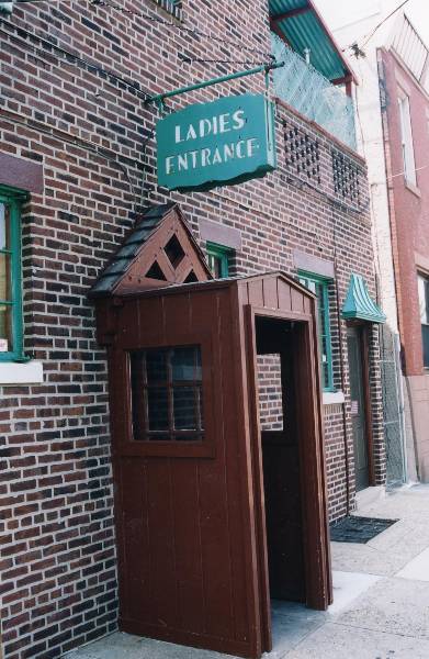 Mick's Inn