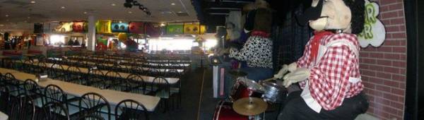 Chuck E. Cheese